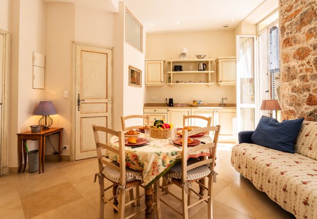 Apartment in Cannes - 4 rue des Frères Pradignac 1103