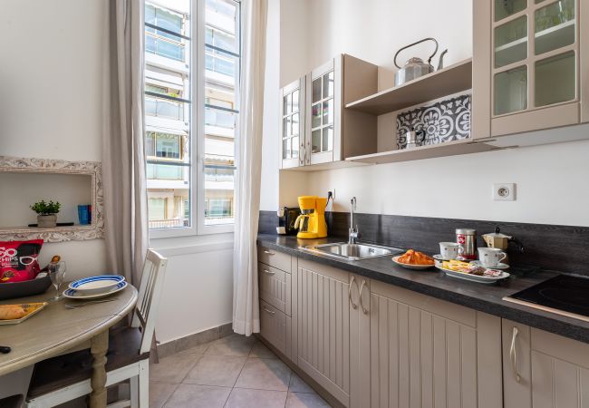 Apartment in Cannes - 4 rue des Frères Pradignac 1101