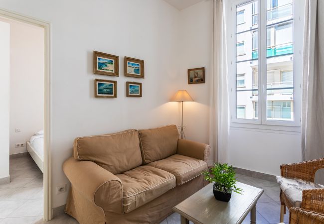 Apartment in Cannes - 4 rue des Frères Pradignac 1101