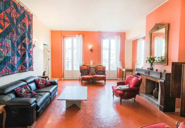 Apartment in Nice - NICE ETOILE, Large calm, bright apartment, with AC, close to the center by RIVIERA HOLIDAY HOMES Apartment in Nice - NICE ETOILE, Large calm, bright apartment, with AC, close to the center by RIVIERA HOLIDAY HOMES