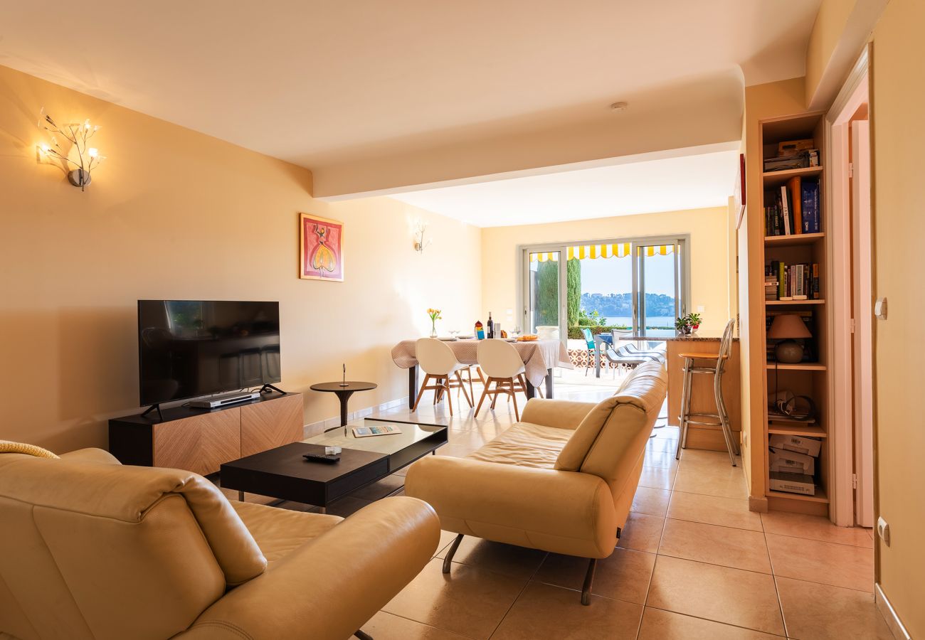 Apartment in Villefranche-sur-Mer - LA MALMAISON, With Terrace sea view by RIVIERA HOLIDAY HOMES