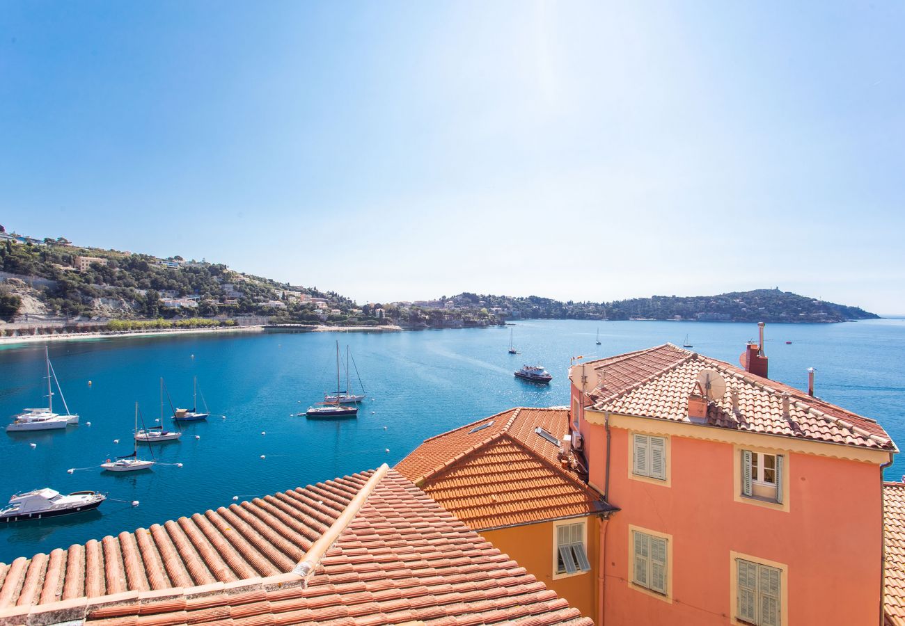 Studio in Villefranche-sur-Mer - LE BELVEDERE, Very nice apartment with its terrace, sea view by RIVIERA HOLIDAY HOMES