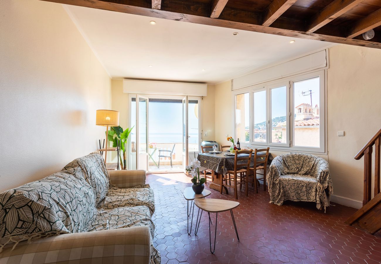 Studio in Villefranche-sur-Mer - LE BELVEDERE, Very nice apartment with its terrace, sea view by RIVIERA HOLIDAY HOMES