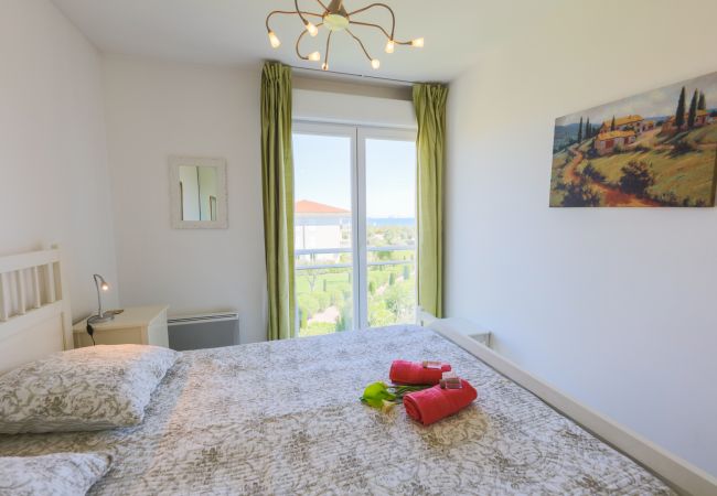 Apartment in Juan-les-Pins - JUAN FLORE, Residence with garden, near beach and sea view by RIVIERA HOLIDAY HOMES Apartment in Juan-les-Pins - JUAN FLORE, Residence with garden, near beach and sea view by RIVIERA HOLIDAY HOMES