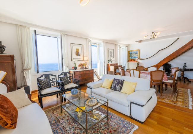 Apartment in Nice - AU BEAU RIVAGE, Seaside with terrace by RIVIERA HOLIDAY HOMES Apartment in Nice - AU BEAU RIVAGE, Seaside with terrace by RIVIERA HOLIDAY HOMES