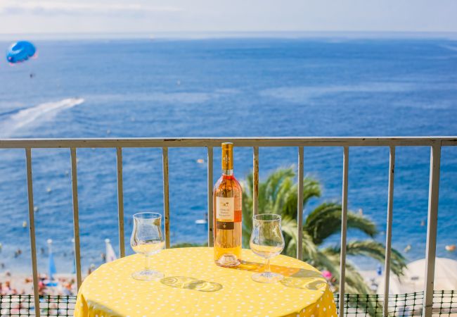 Apartment in Nice - AU BEAU RIVAGE, Seaside with terrace by RIVIERA HOLIDAY HOMES Apartment in Nice - AU BEAU RIVAGE, Seaside with terrace by RIVIERA HOLIDAY HOMES
