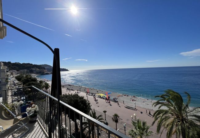  in Nice - AU BEAU RIVAGE, Seaside with terrace by RIVIERA HOLIDAY HOMES