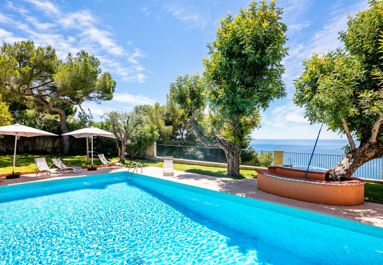 Swimming pool with panoramic sea view