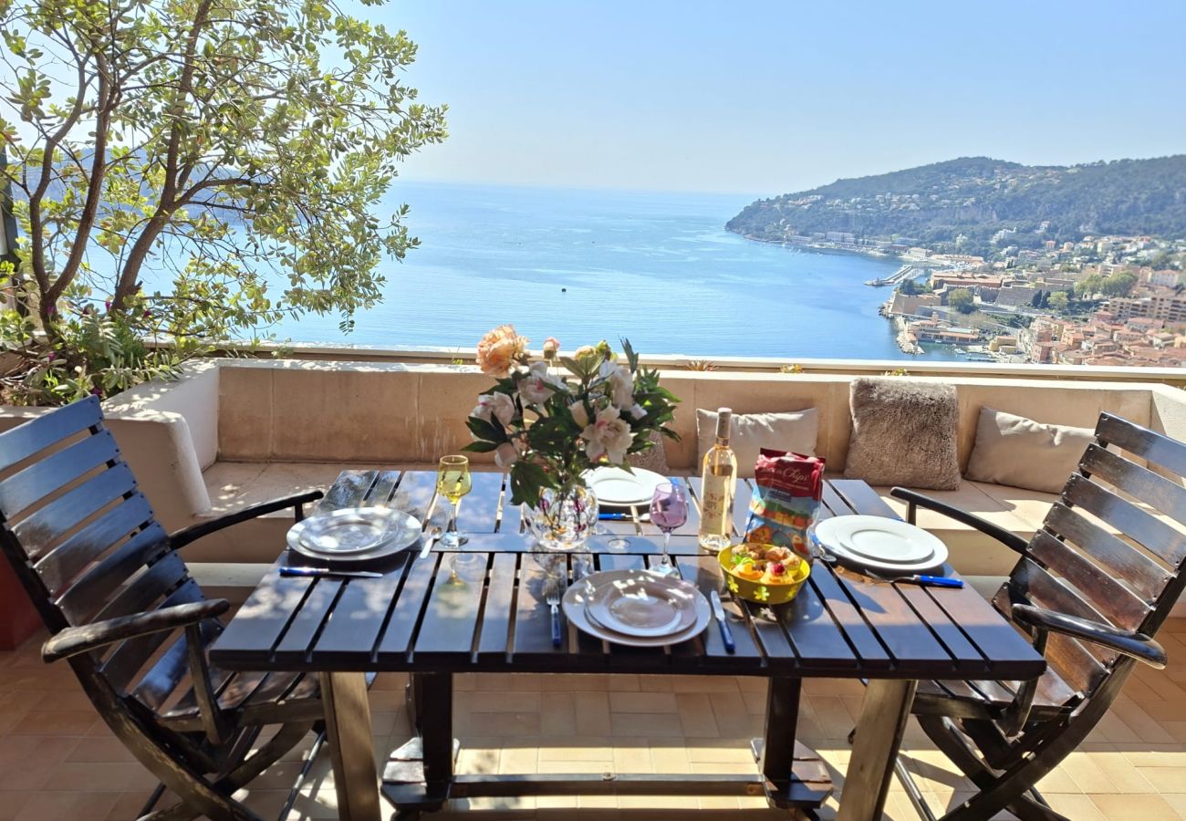Studio in Villefranche-sur-Mer - LE CAP II, Terrace apartment with magnificent Sea View, near center by RIVIERA HOLIDAY HOMES