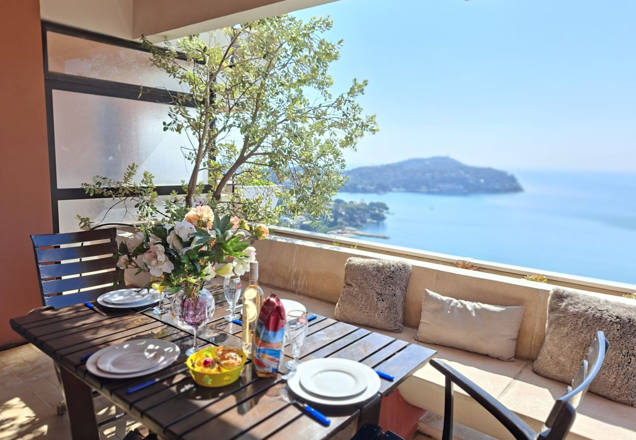 Studio in Villefranche-sur-Mer - LE CAP II, Terrace apartment with magnificent Sea View, near center by RIVIERA HOLIDAY HOMES