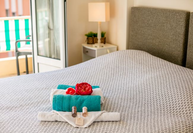 Apartment in Nice - VILLA DUBOUCHAGE, Near the center by RIVIERA HOLIDAY HOMES Apartment in Nice - VILLA DUBOUCHAGE, Near the center by RIVIERA HOLIDAY HOMES