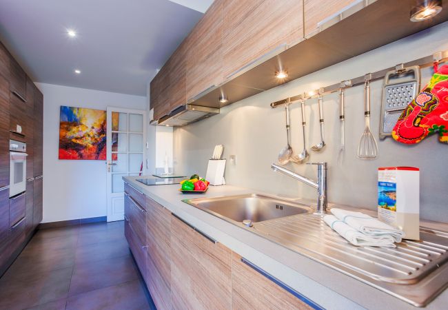 Apartment in Nice - LE JOFFRE GRIMALDI, Spacious Apartment, with terrace, near center by RIVIERA HOLIDAY HOMES Apartment in Nice - LE JOFFRE GRIMALDI, Spacious Apartment, with terrace, near center by RIVIERA HOLIDAY HOMES