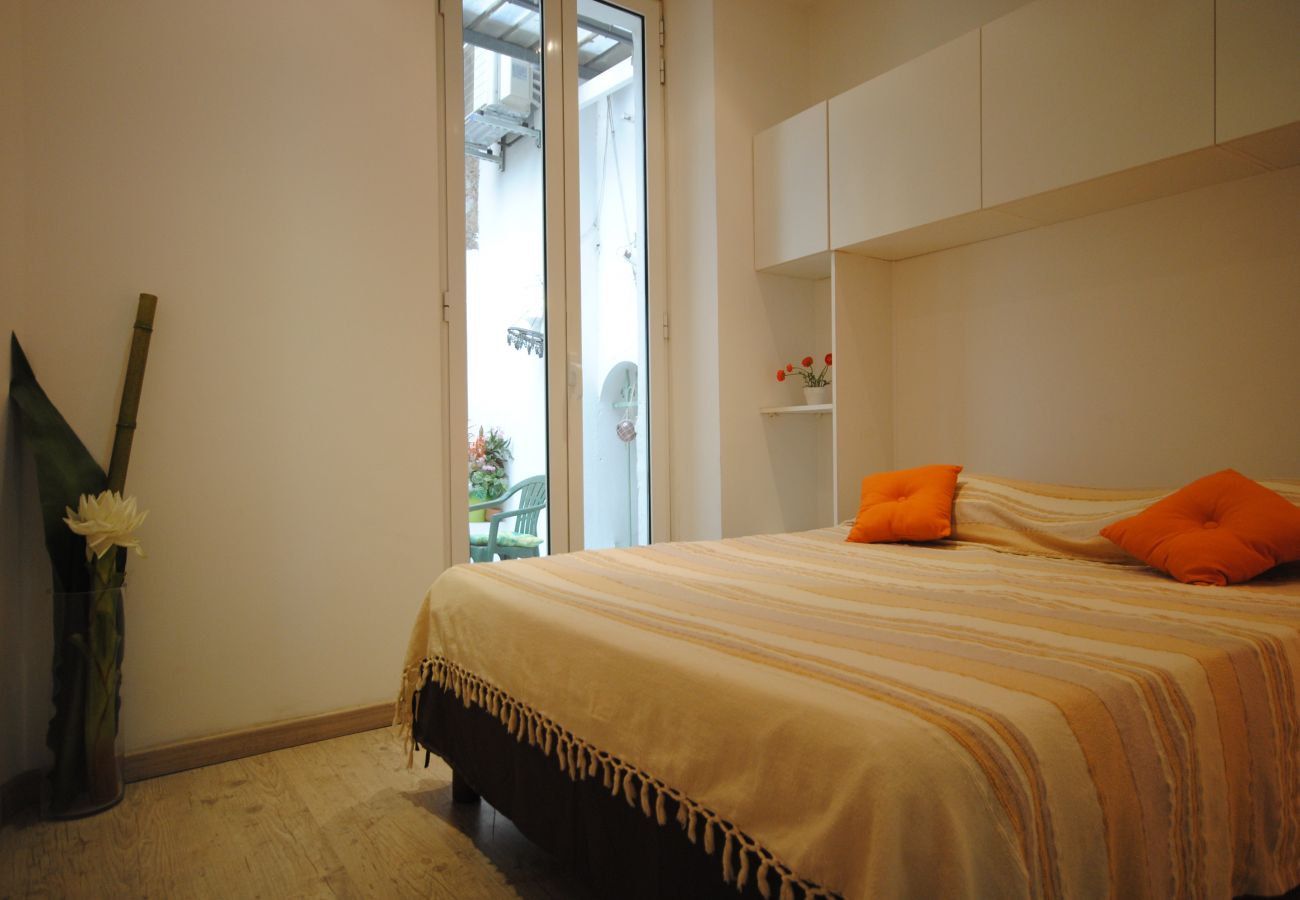 Apartment in Cannes - Appartement deux pièces GIB262