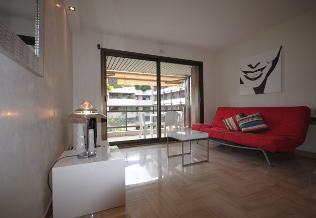 Apartment in Cannes - NAP558