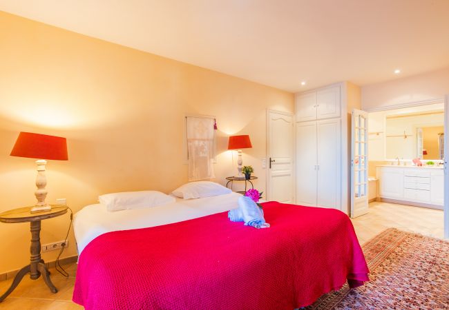 Apartment in Villefranche-sur-Mer -  ON VILLEFRANCHE BAY AP3040 by RIVIERA HOLIDAY HOMES Apartment in Villefranche-sur-Mer -  ON VILLEFRANCHE BAY AP3040 by RIVIERA HOLIDAY HOMES