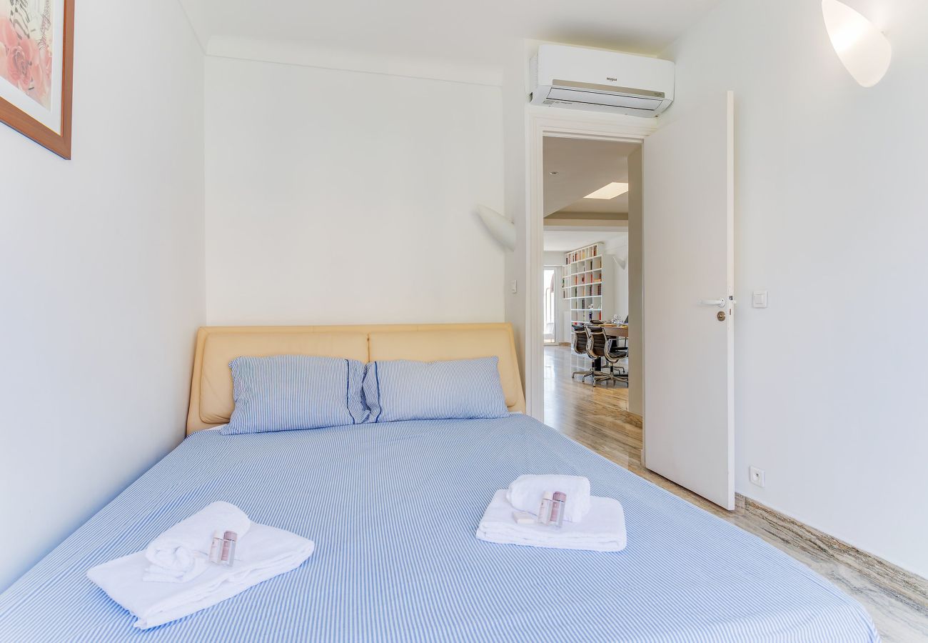 Apartment in Villefranche-sur-Mer - AP2007 PANORAMIC ESTEREL 