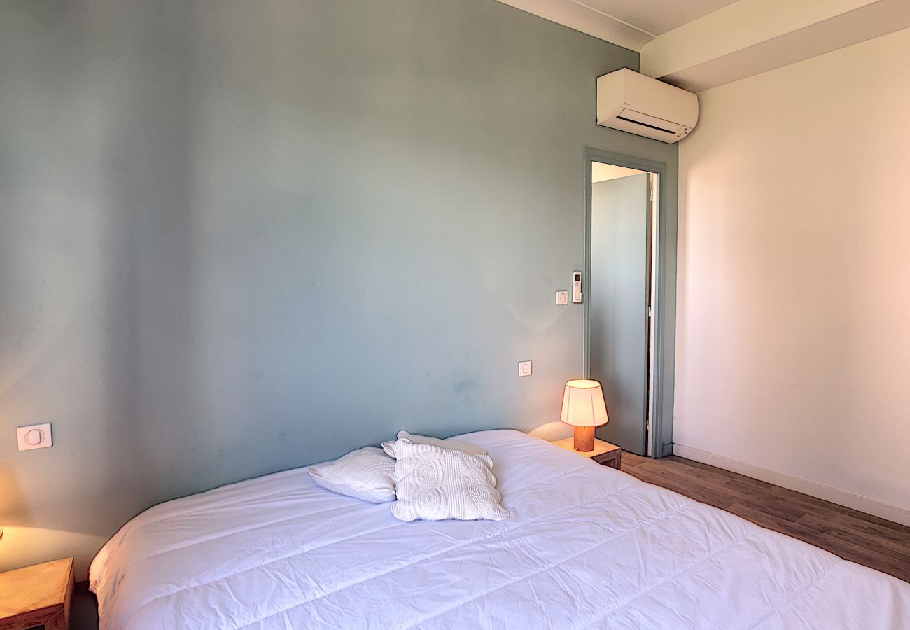 Apartment in Cannes - Appartement Croisette SAU310