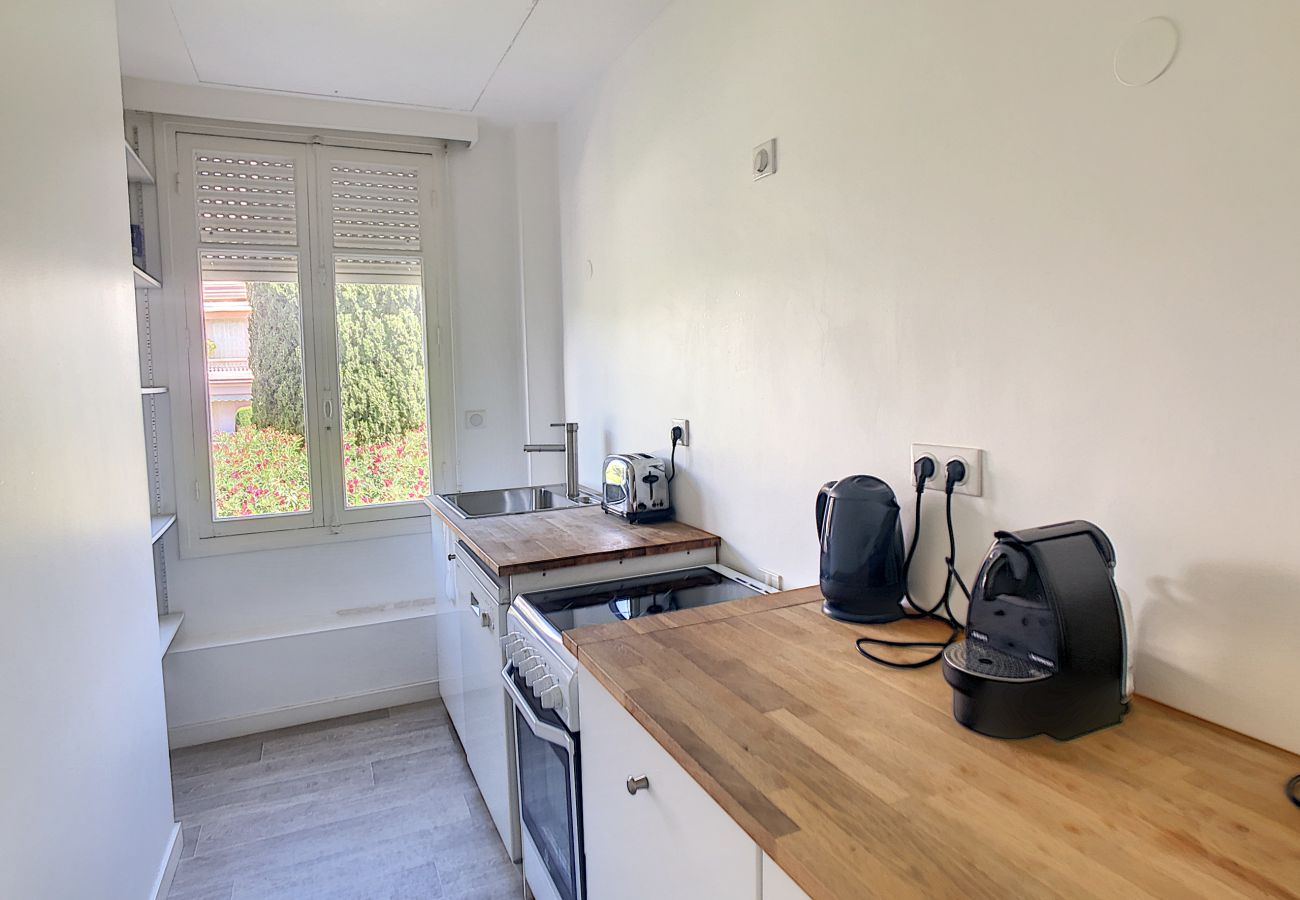 Apartment in Cannes - Appartement Croisette SAU310