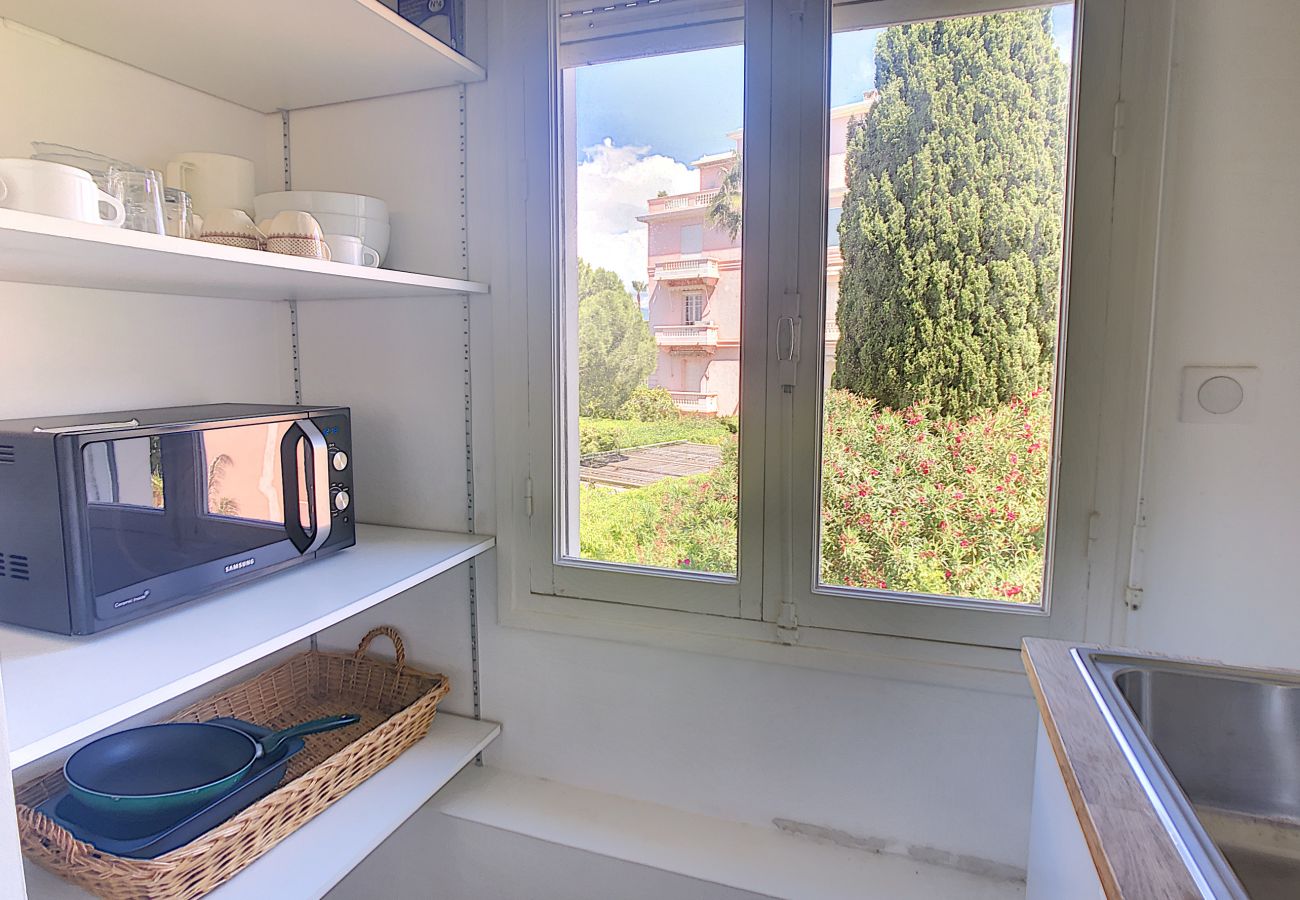 Apartment in Cannes - Appartement Croisette SAU310