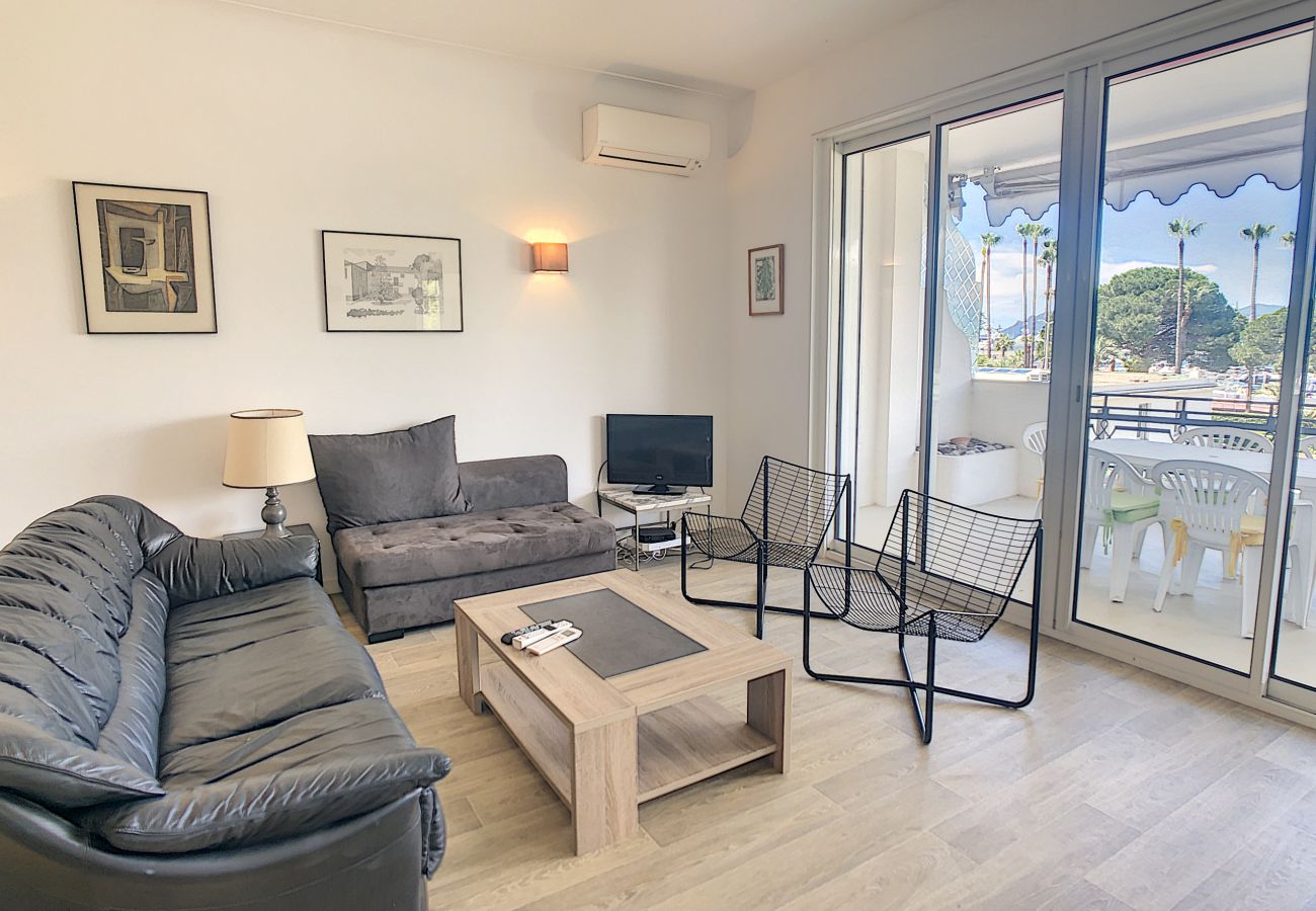 Apartment in Cannes - Appartement Croisette SAU310