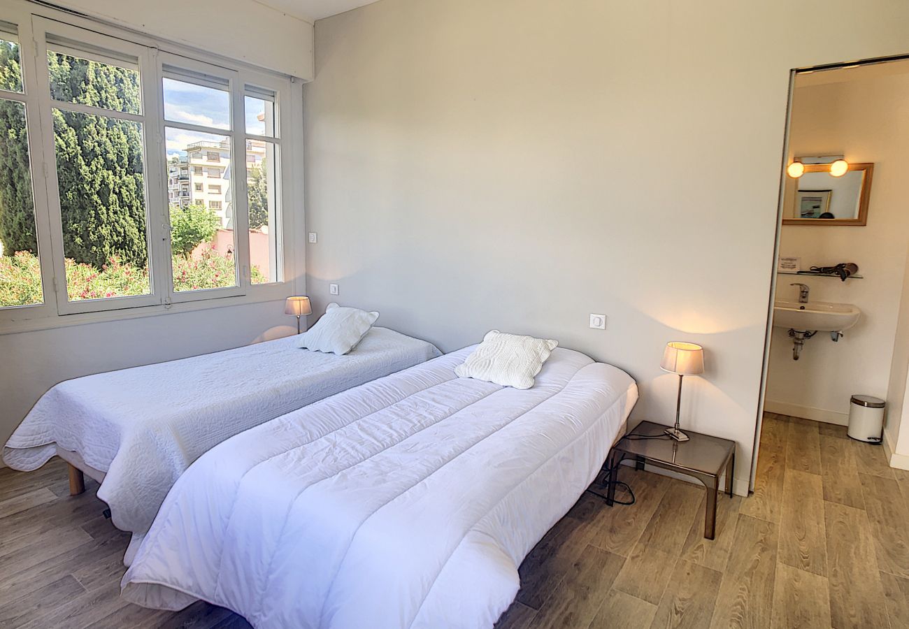 Apartment in Cannes - Appartement Croisette SAU310