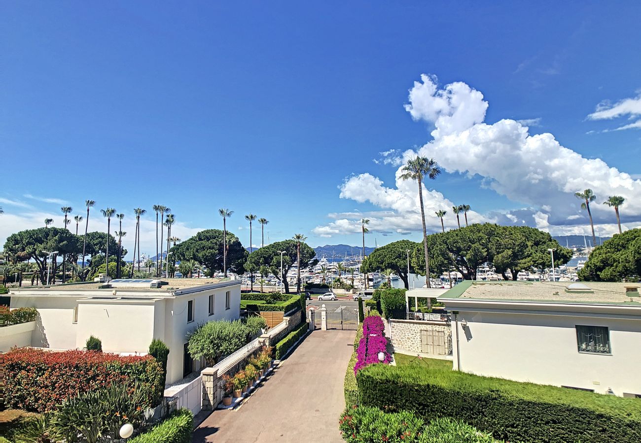 Apartment in Cannes - Appartement Croisette SAU310