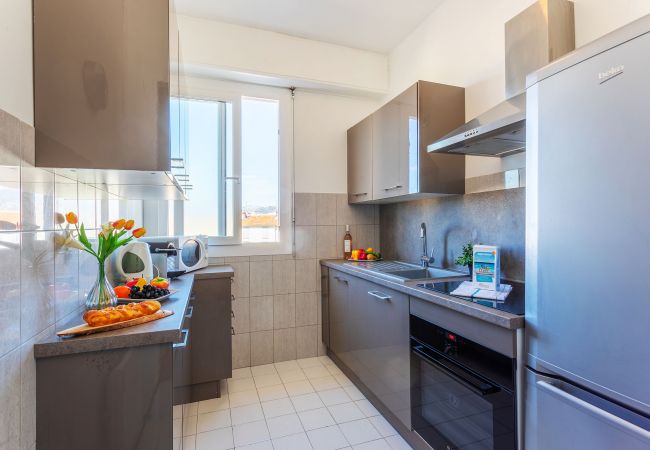 Apartment in Nice - PLAZA TERRACE, Magnificent apartment with terrace, sea view  Apartment in Nice - PLAZA TERRACE, Magnificent apartment with terrace, sea view