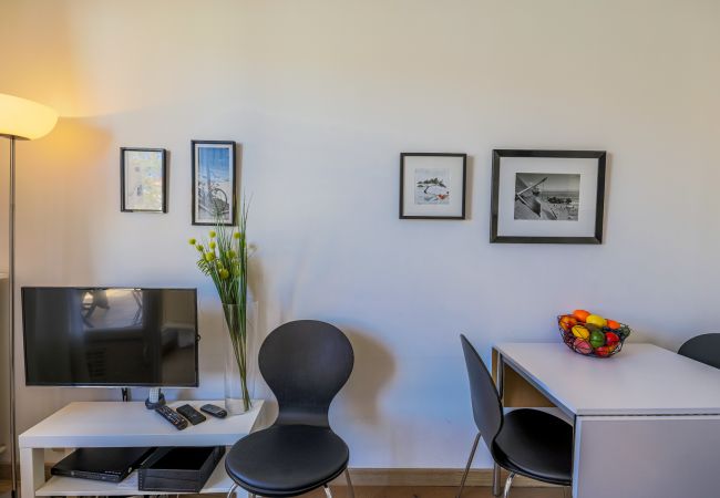 Apartment in Nice - PALAIS L'ESCURIAL, Apartment with terrace, near the city center by RIVIERA HOLIDAY HOMES Apartment in Nice - PALAIS L'ESCURIAL, Apartment with terrace, near the city center by RIVIERA HOLIDAY HOMES