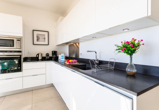 Apartment in Villefranche-sur-Mer - VILLA HENRIETTA, Pleasant villa, large terrace with sea view by RIVIERA HOLIDAY HOMES Apartment in Villefranche-sur-Mer - VILLA HENRIETTA, Pleasant villa, large terrace with sea view by RIVIERA HOLIDAY HOMES