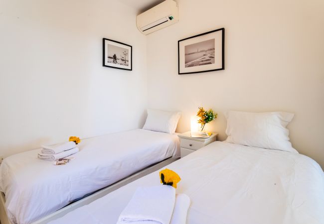 Apartment in Villefranche-sur-Mer - VILLA HENRIETTA, Pleasant villa, large terrace with sea view by RIVIERA HOLIDAY HOMES Apartment in Villefranche-sur-Mer - VILLA HENRIETTA, Pleasant villa, large terrace with sea view by RIVIERA HOLIDAY HOMES