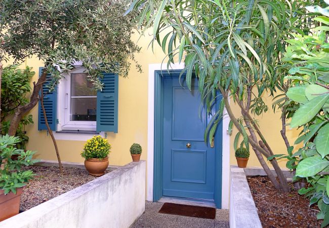 Apartment in Nice - COLLINE DU CHATEAU With Terrace by RIVIERA HOLIDAY HOMES Apartment in Nice - COLLINE DU CHATEAU With Terrace by RIVIERA HOLIDAY HOMES
