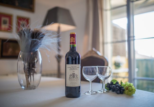 Apartment in Nice - COLLINE DU CHATEAU With Terrace by RIVIERA HOLIDAY HOMES Apartment in Nice - COLLINE DU CHATEAU With Terrace by RIVIERA HOLIDAY HOMES