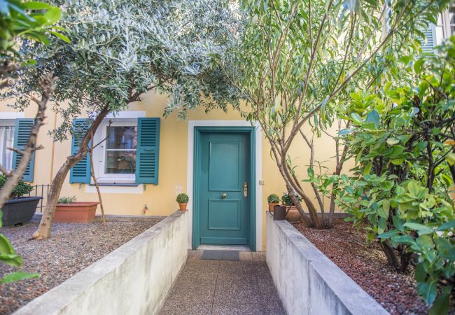 Apartment in Nice - COLLINE DU CHATEAU With Terrace by RIVIERA HOLIDAY HOMES Apartment in Nice - COLLINE DU CHATEAU With Terrace by RIVIERA HOLIDAY HOMES