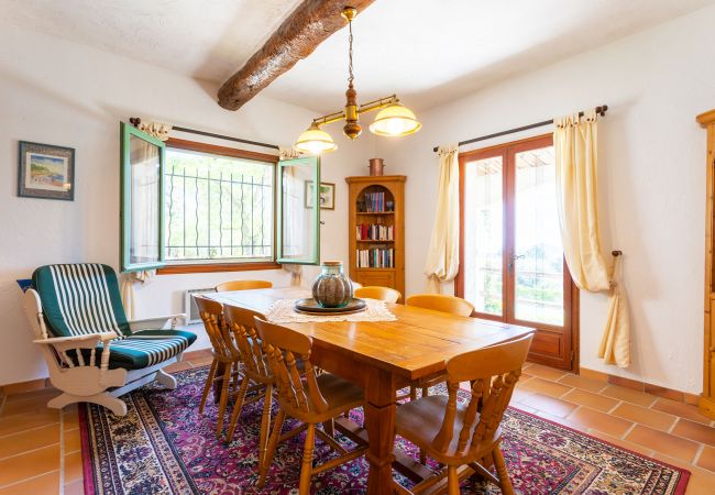 Villa in Berre-les-Alpes - VILLA ROCHE GRISE, Beautiful Villa, calm, garden and swimming pool by RIVIERA HOLIDAY HOMES Villa in Berre-les-Alpes - VILLA ROCHE GRISE, Beautiful Villa, calm, garden and swimming pool by RIVIERA HOLIDAY HOMES