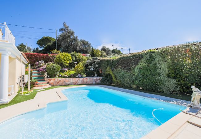 Villa in Nice - LA CASETTA DEI FIORI, Terrace with Pool by RIVIERA HOLIDAY HOMES Villa in Nice - LA CASETTA DEI FIORI, Terrace with Pool by RIVIERA HOLIDAY HOMES