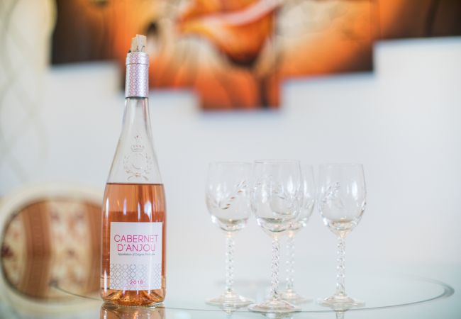 Villa in Nice - LA CASETTA DEI FIORI, Terrace with Pool by RIVIERA HOLIDAY HOMES Villa in Nice - LA CASETTA DEI FIORI, Terrace with Pool by RIVIERA HOLIDAY HOMES