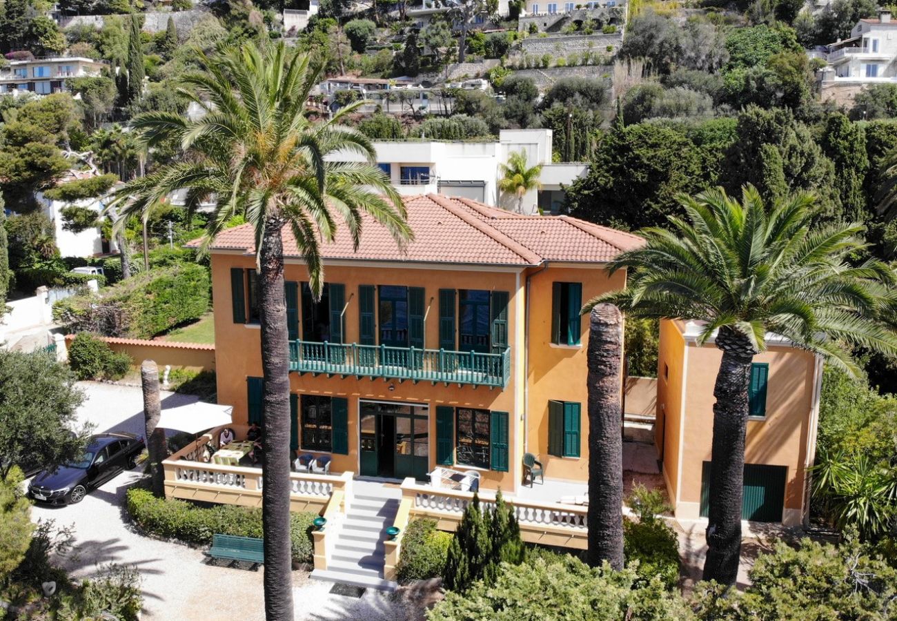 Villa in Cap-d´Ail - VILLA ROC FLEURY, Beautiful villa with terrace, sea view, near park by RIVIERA HOLIDAY HOMES