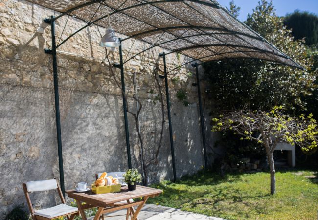 Villa in Nice - VINAIGRIER HILLS, Large Villa with terrace, swimming pool and a beautiful sea view by RIVIERA HOLIDAY HOMES Villa in Nice - VINAIGRIER HILLS, Large Villa with terrace, swimming pool and a beautiful sea view by RIVIERA HOLIDAY HOMES