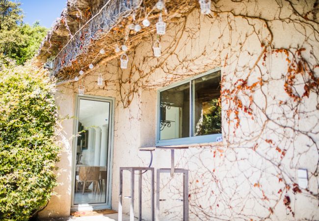 Villa in Nice - LOU MAS SOUBRAN, Magnificent Villa, terrace with swimming pool by RIVIERA HOLIDAY HOMES Villa in Nice - LOU MAS SOUBRAN, Magnificent Villa, terrace with swimming pool by RIVIERA HOLIDAY HOMES