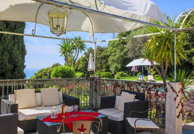 Villa in Nice - LOU MAS SOUBRAN, Magnificent Villa, terrace with swimming pool by RIVIERA HOLIDAY HOMES Villa in Nice - LOU MAS SOUBRAN, Magnificent Villa, terrace with swimming pool by RIVIERA HOLIDAY HOMES