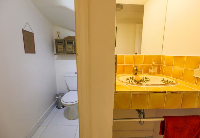 Villa in Nice - LOU MAS SOUBRAN, Magnificent Villa, terrace with swimming pool by RIVIERA HOLIDAY HOMES Villa in Nice - LOU MAS SOUBRAN, Magnificent Villa, terrace with swimming pool by RIVIERA HOLIDAY HOMES