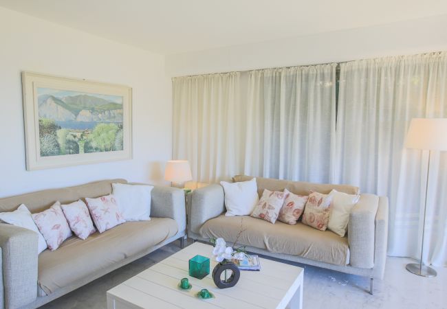 Apartment in Villefranche-sur-Mer - JARDIN FIGUIERS, LARGE TERRACE, SEA VIEW, POOL by RIVIERA HOLIDAY HOMES Apartment in Villefranche-sur-Mer - JARDIN FIGUIERS, LARGE TERRACE, SEA VIEW, POOL by RIVIERA HOLIDAY HOMES