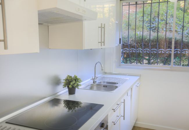 Apartment in Villefranche-sur-Mer - JARDIN FIGUIERS, LARGE TERRACE, SEA VIEW, POOL by RIVIERA HOLIDAY HOMES Apartment in Villefranche-sur-Mer - JARDIN FIGUIERS, LARGE TERRACE, SEA VIEW, POOL by RIVIERA HOLIDAY HOMES