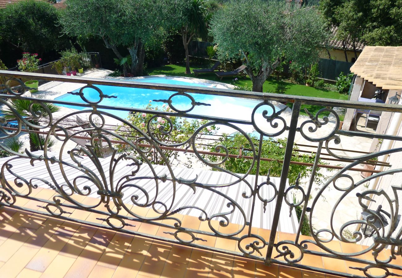 Villa in Vence - LA VENCIANNE II Large Villa with garden, swimming pool by RIVIERA HOLIDAY HOMES