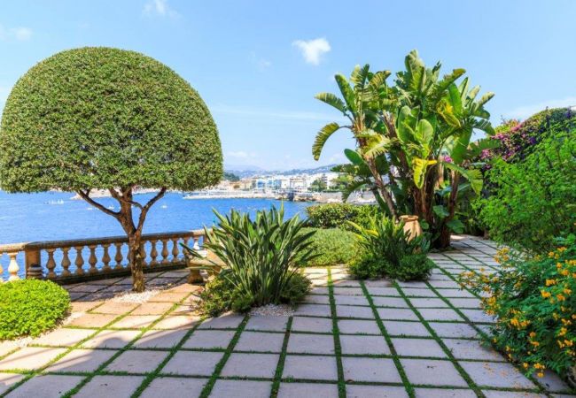 Villa in Nice - LE CAP DE NICE, Luxury VILLA APARTMENT with terrace, sea view BY RIVIERA HOLIDAY HOMES Villa in Nice - LE CAP DE NICE, Luxury VILLA APARTMENT with terrace, sea view BY RIVIERA HOLIDAY HOMES