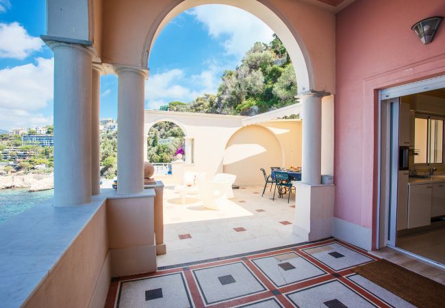 Villa in Nice - LE CAP DE NICE, Luxury VILLA APARTMENT with terrace, sea view BY RIVIERA HOLIDAY HOMES Villa in Nice - LE CAP DE NICE, Luxury VILLA APARTMENT with terrace, sea view BY RIVIERA HOLIDAY HOMES