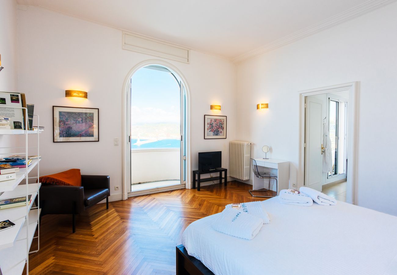 Villa in Nice - LE CAP DE NICE, Luxury VILLA APARTMENT with terrace, sea view BY RIVIERA HOLIDAY HOMES