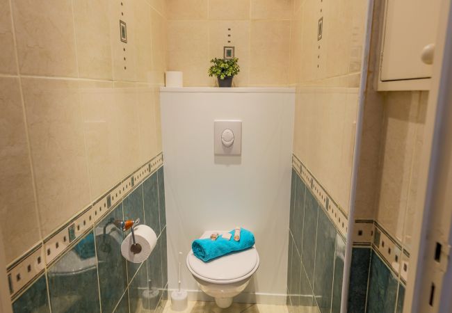 Apartment in Nice - LE FLORIDE, Terrace on the Promenade des Anglais with beautiful sea view by RIVIERA HOLIDAY HOMES Apartment in Nice - LE FLORIDE, Terrace on the Promenade des Anglais with beautiful sea view by RIVIERA HOLIDAY HOMES