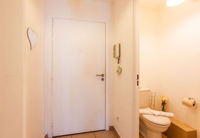 Apartment in Nice - VICTOR HUGO, Very nice apartment with terrace by RIVIERA HOLIDAY HOMES Apartment in Nice - VICTOR HUGO, Very nice apartment with terrace by RIVIERA HOLIDAY HOMES