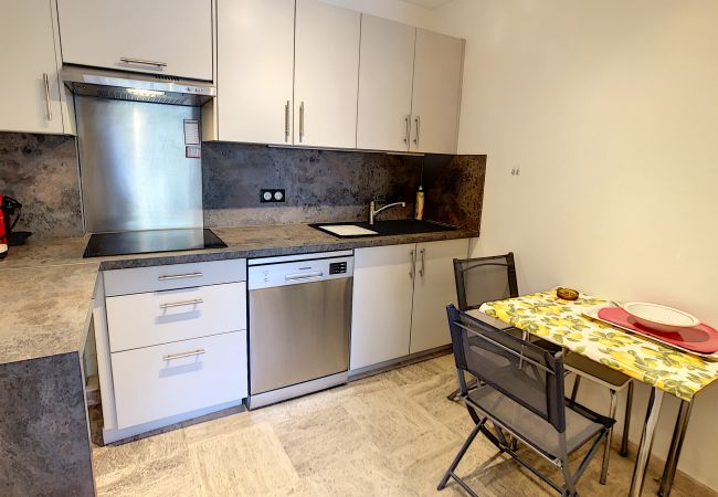 Apartment in Cannes - WINDSOR/DET2002-1/bed Apartment in Cannes - WINDSOR/DET2002-1/bed